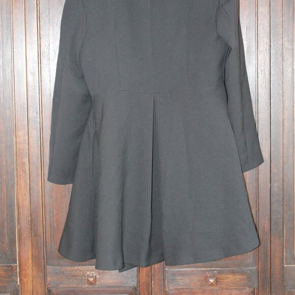 Beautiful Melanie Lyne Black jacket - Picture 2 of 5